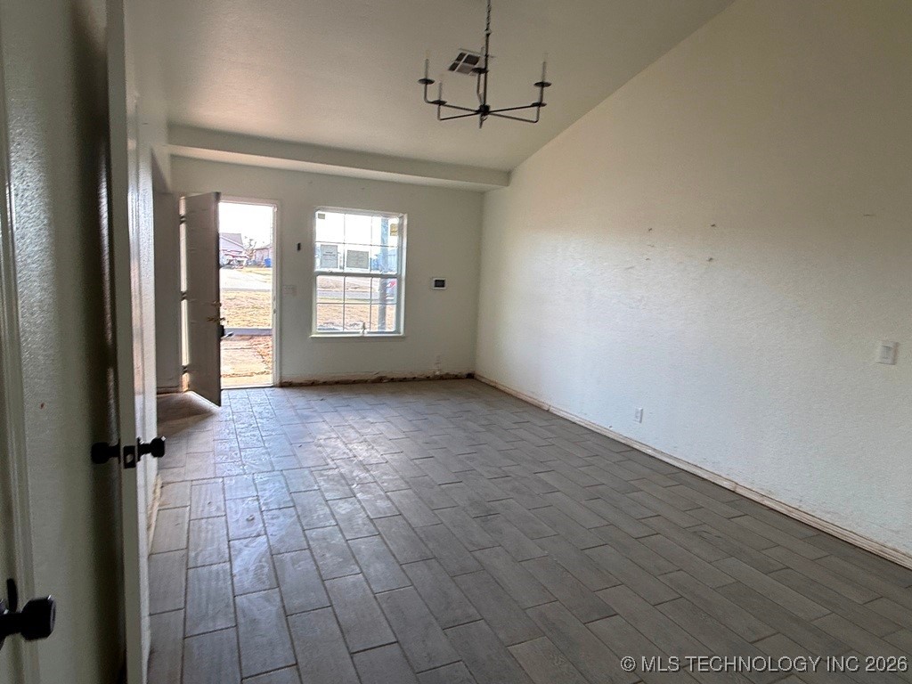 9924 N 44th East Avenue Property Photo 16