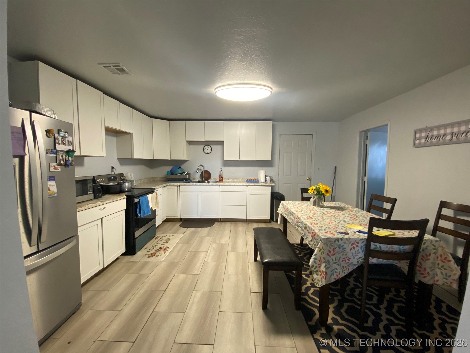 20218 E 430 Road Property Photo 4