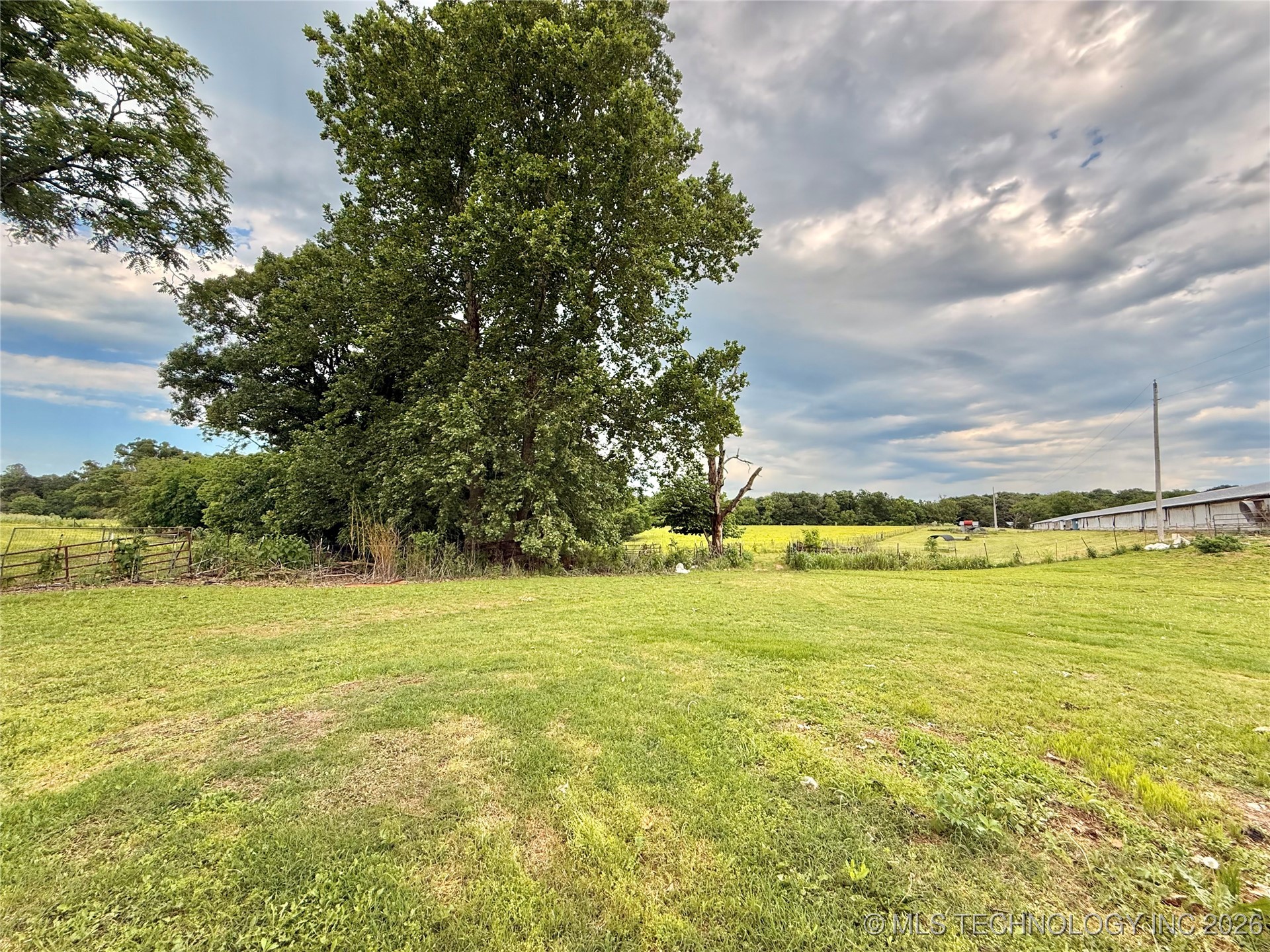 20218 E 430 Road Property Photo 26