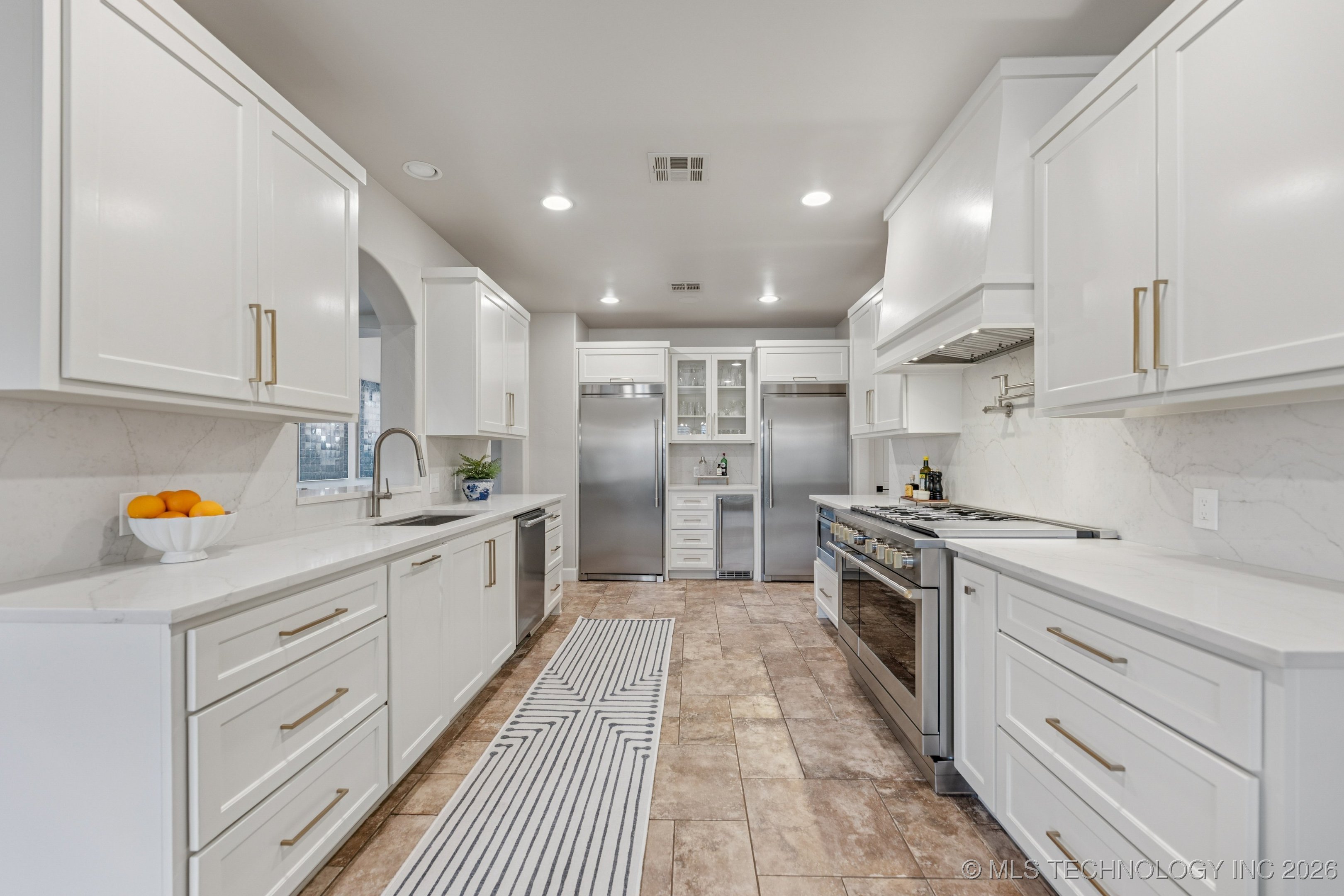 10628 S Mulberry Street Property Photo 10