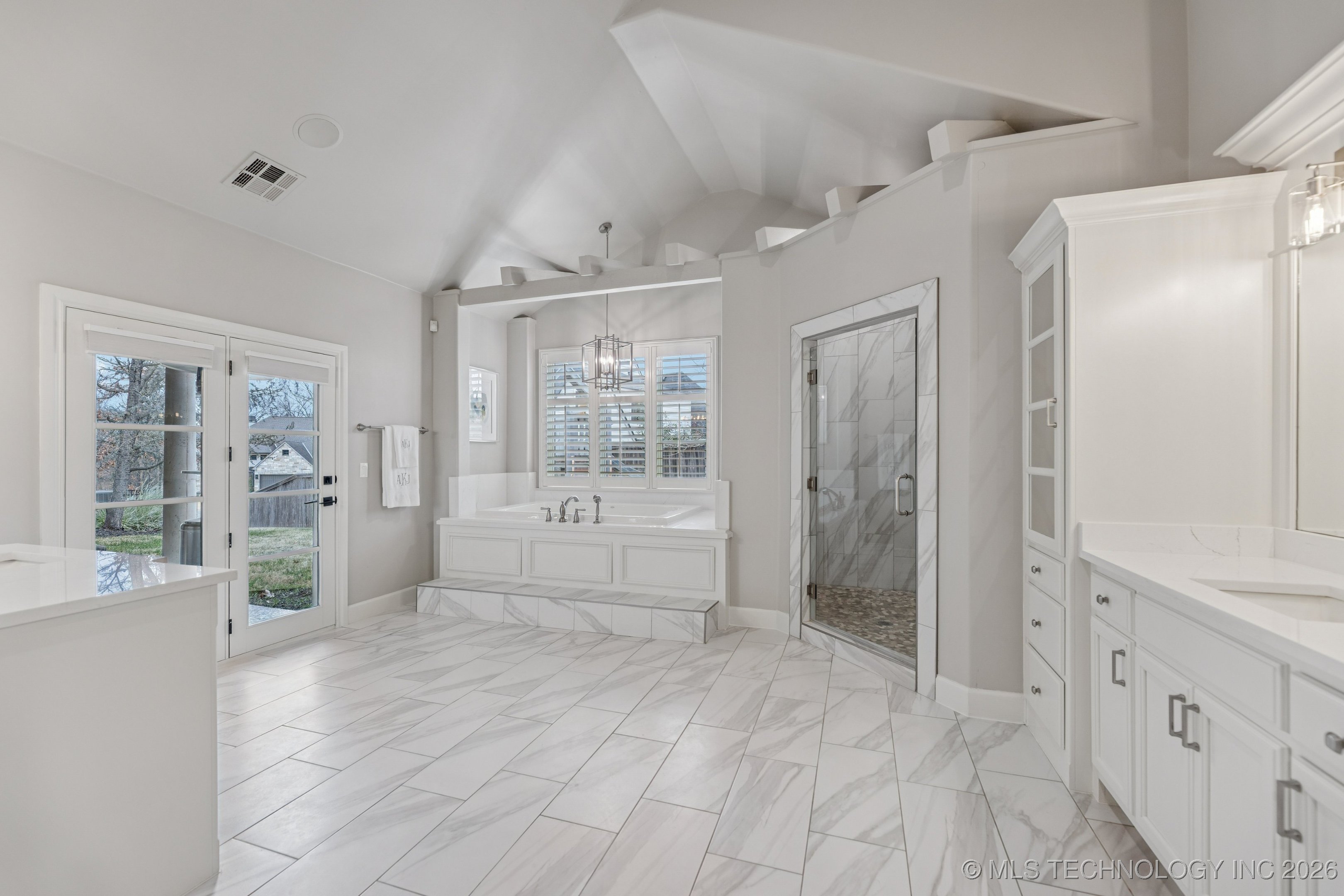 10628 S Mulberry Street Property Photo 22