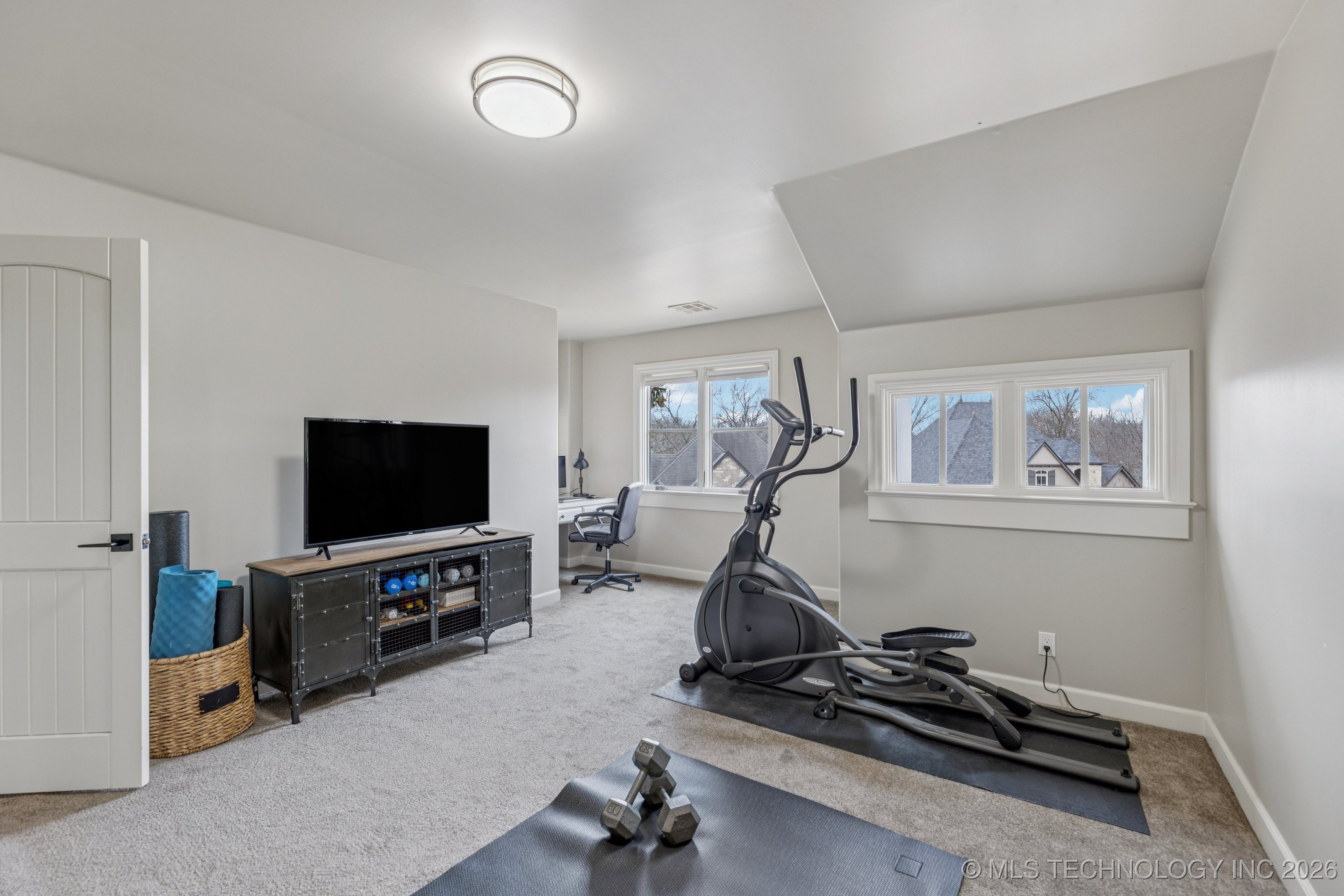 10628 S Mulberry Street Property Photo 33