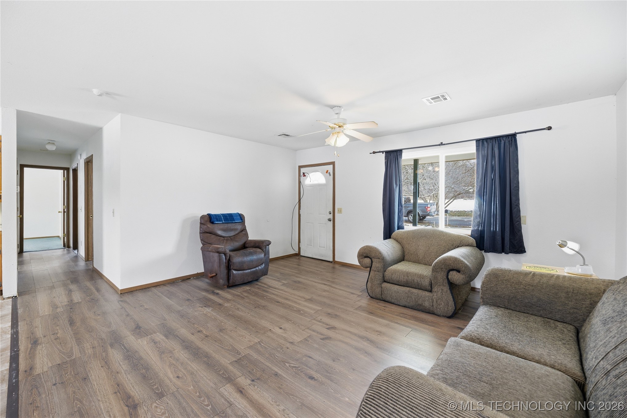 17564 W Grandview Drive Property Photo 9