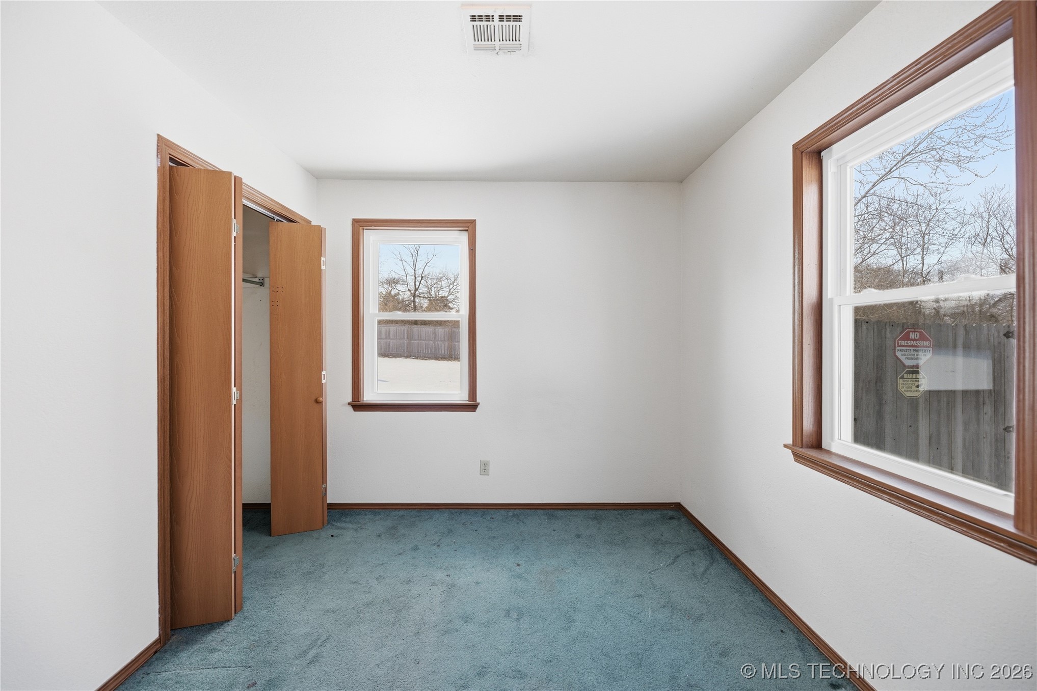 17564 W Grandview Drive Property Photo 15