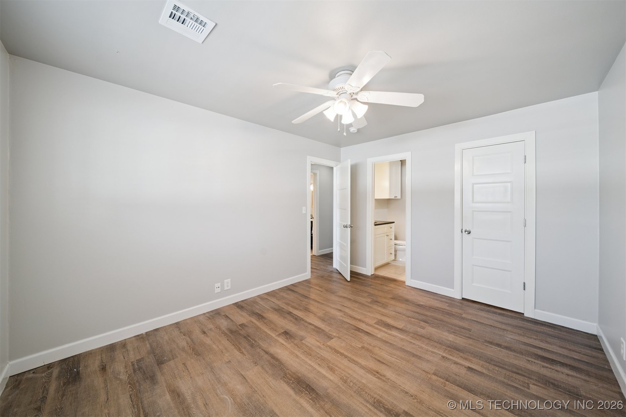 3701 Riverside Drive 14 Property Photo 15