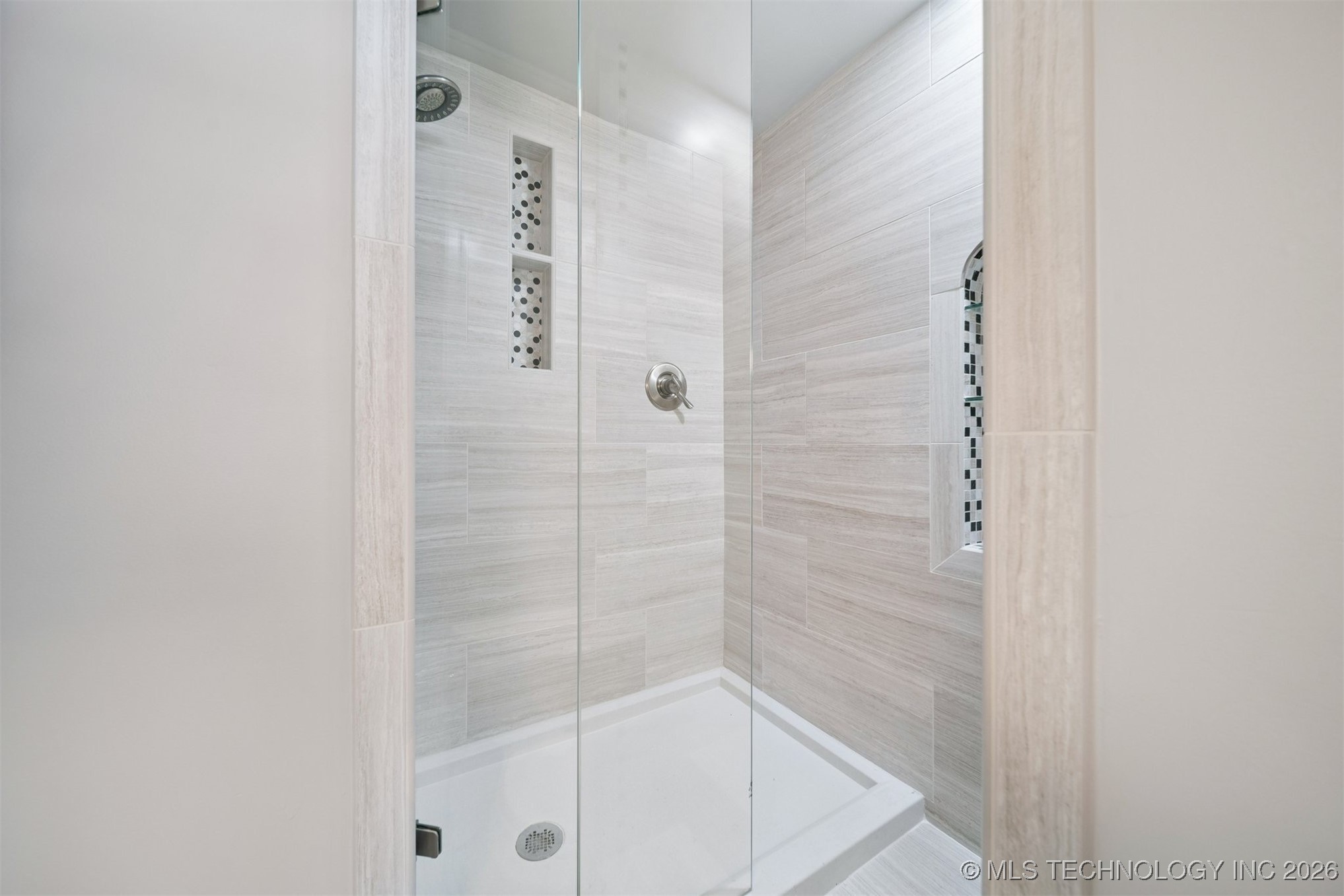 3701 Riverside Drive 14 Property Photo 17