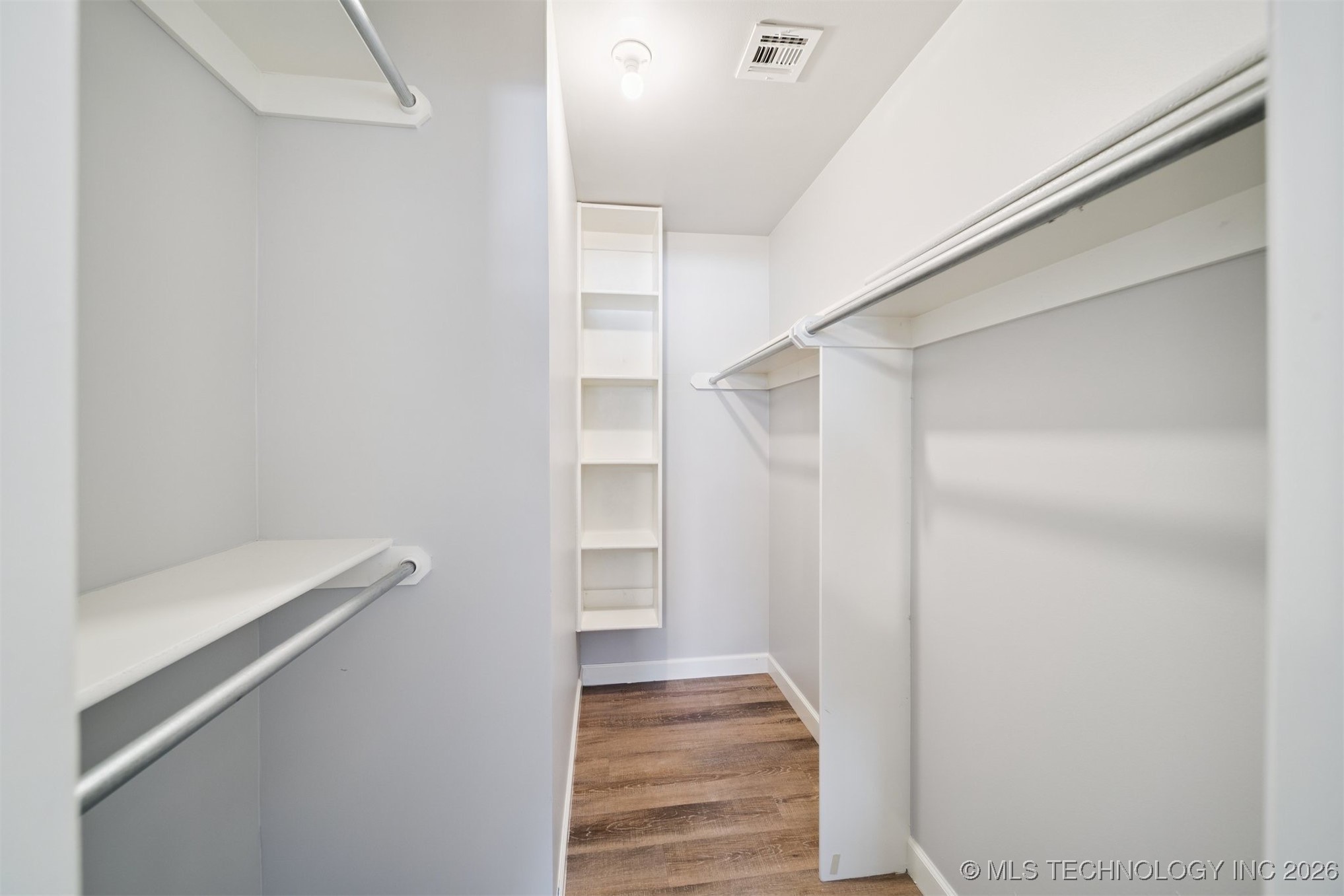 3701 Riverside Drive 14 Property Photo 18