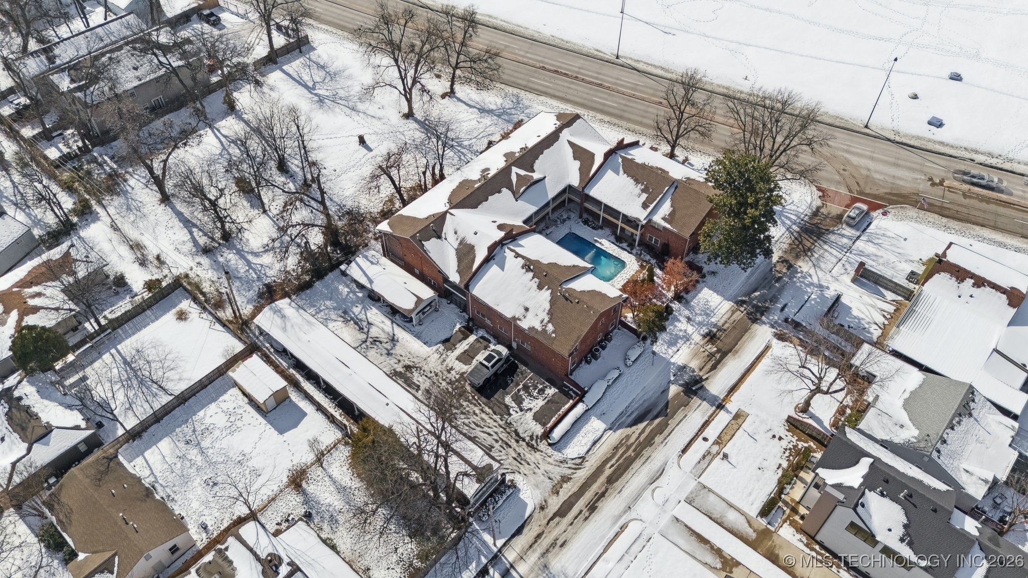 3701 Riverside Drive 14 Property Photo 28