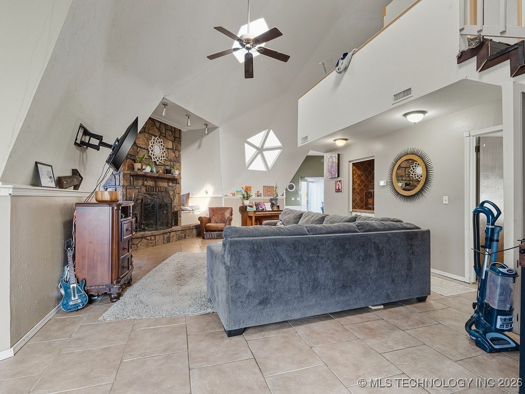 17170 County Road 3548 Property Photo 6