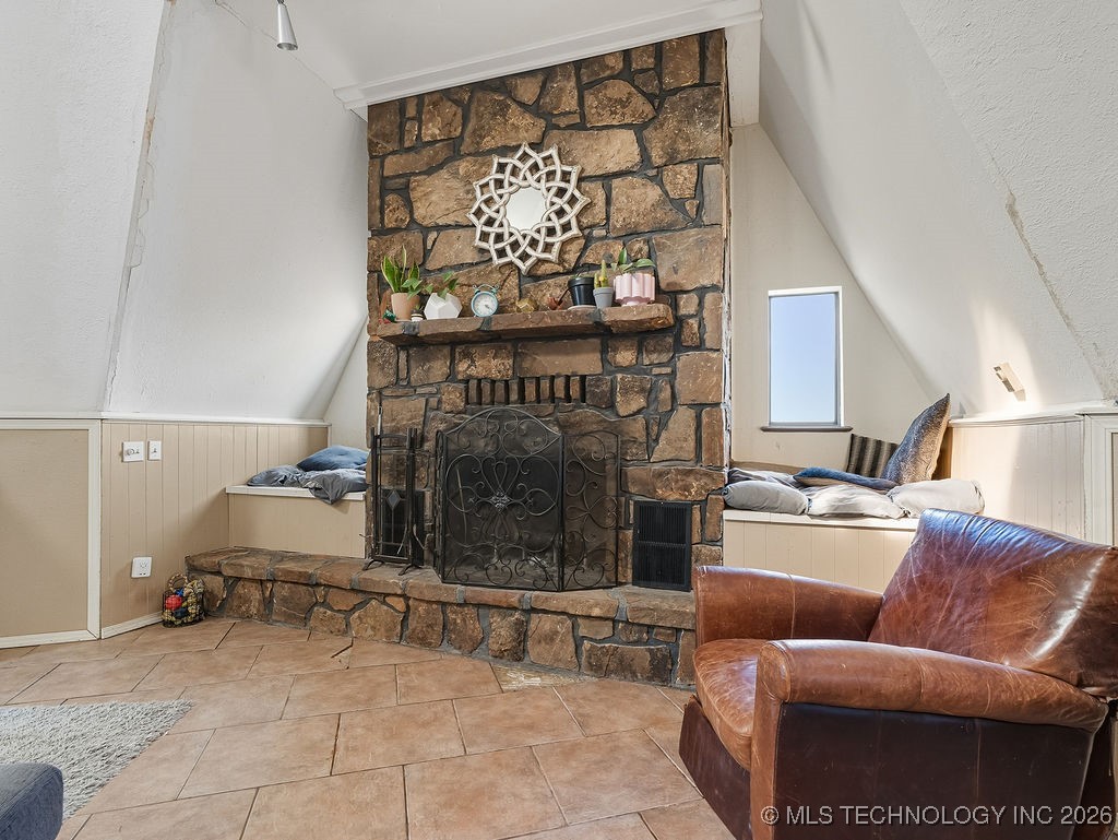 17170 County Road 3548 Property Photo 8