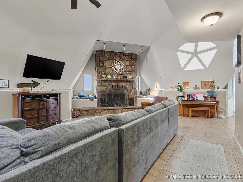 17170 County Road 3548 Property Photo 9