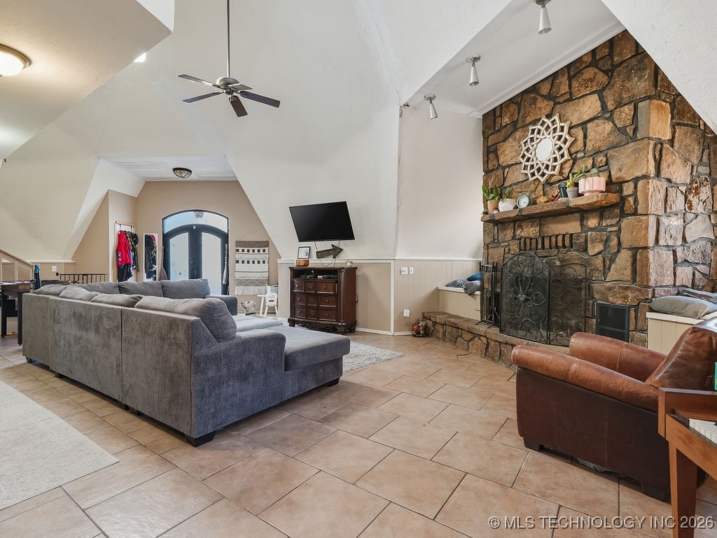 17170 County Road 3548 Property Photo 10