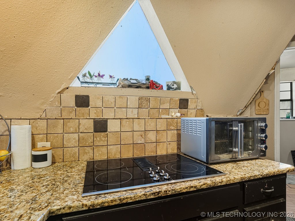 17170 County Road 3548 Property Photo 18