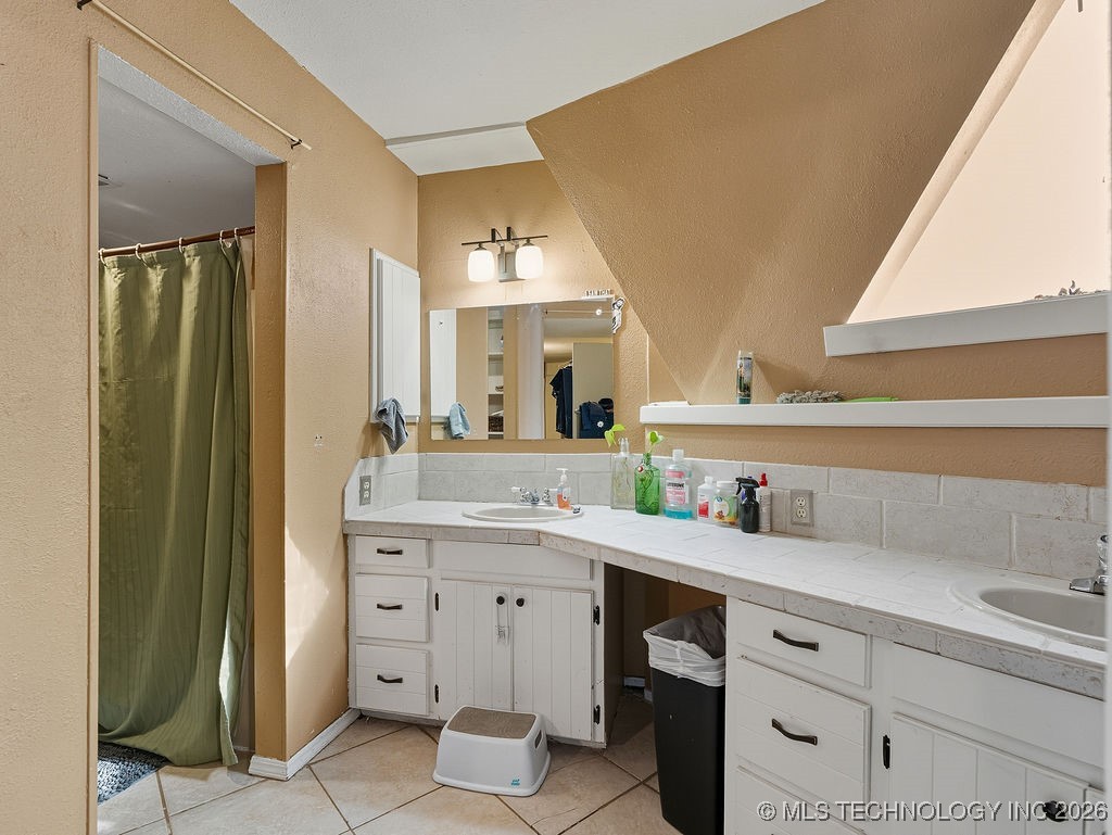 17170 County Road 3548 Property Photo 23