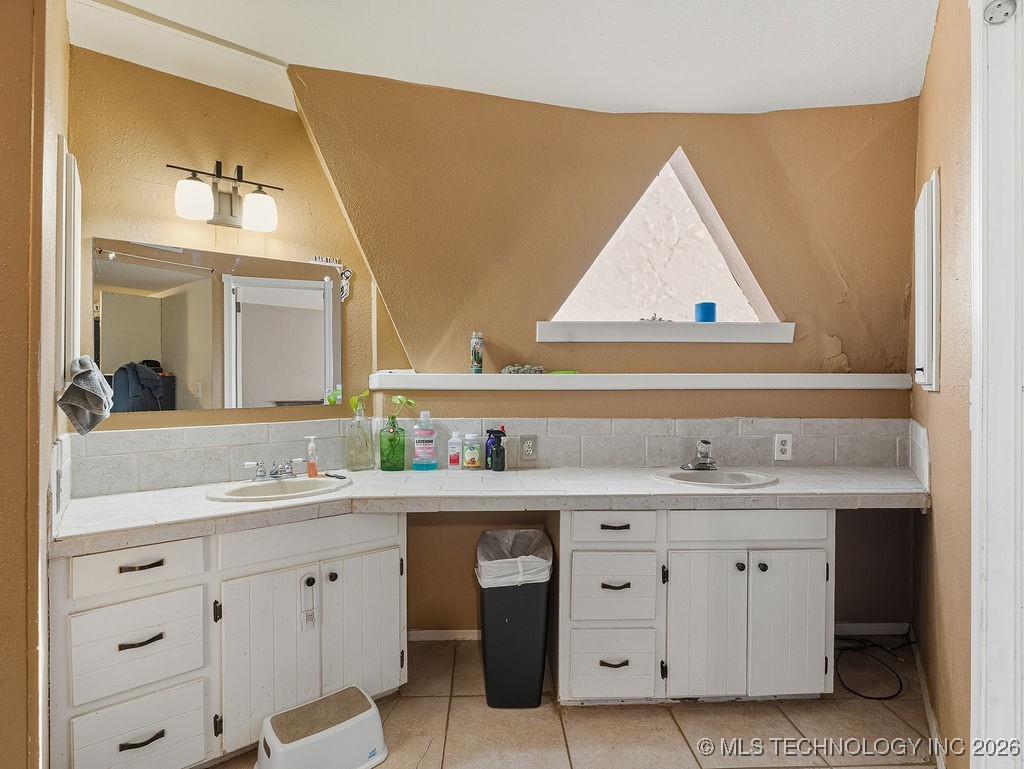 17170 County Road 3548 Property Photo 24