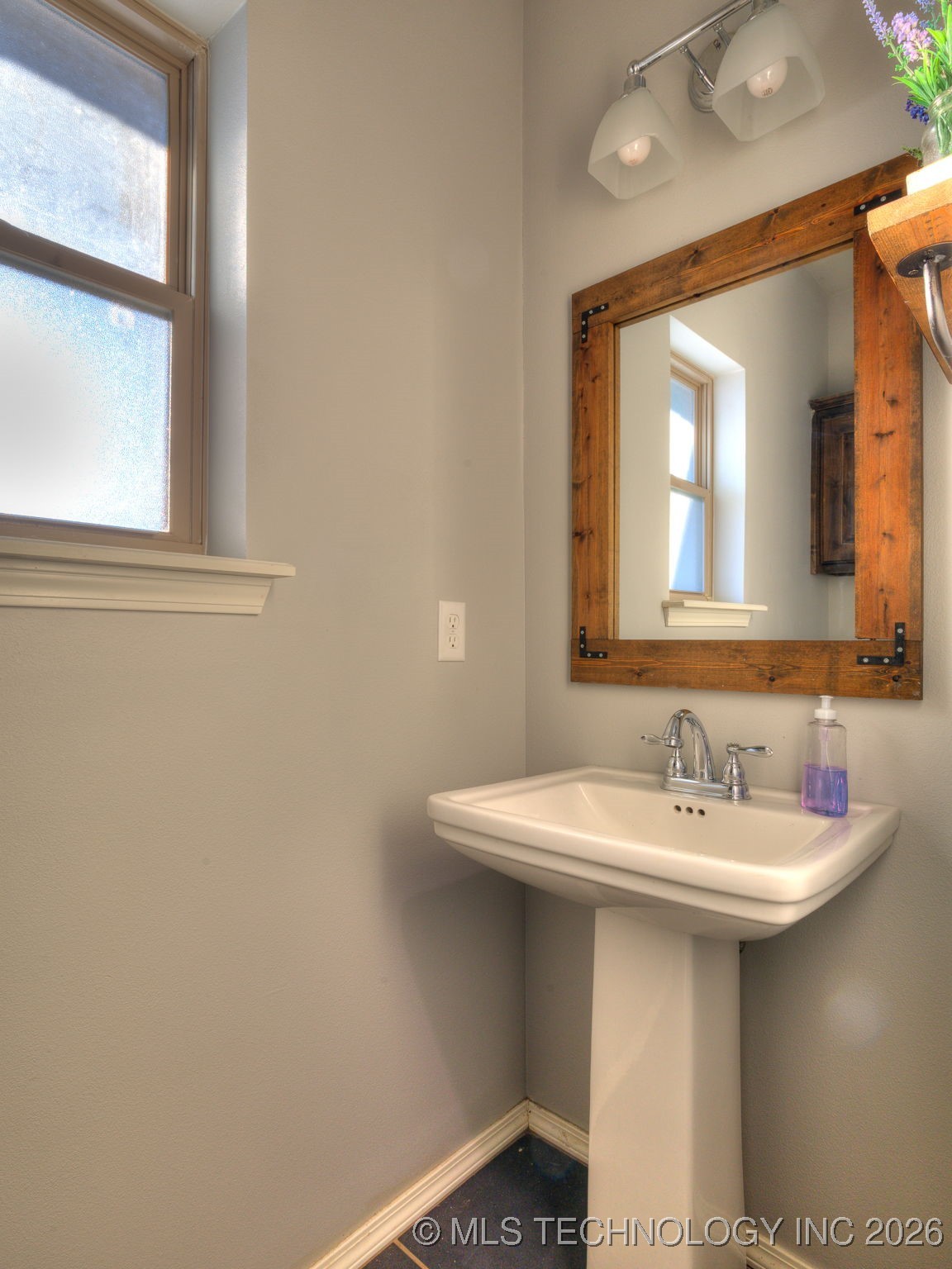 3357 S 207th East Avenue Property Photo 23