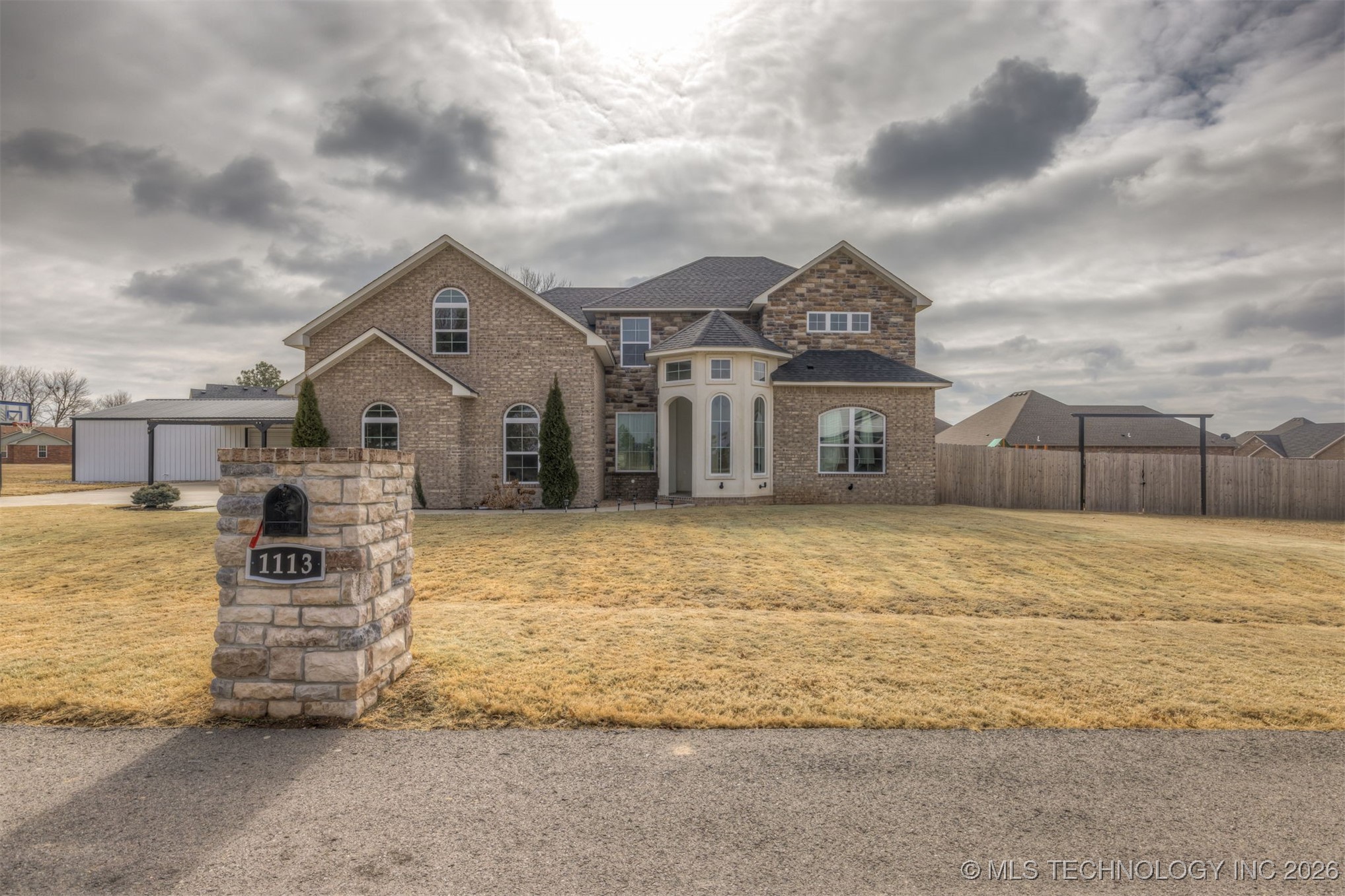 1113 Elizabeth Drive