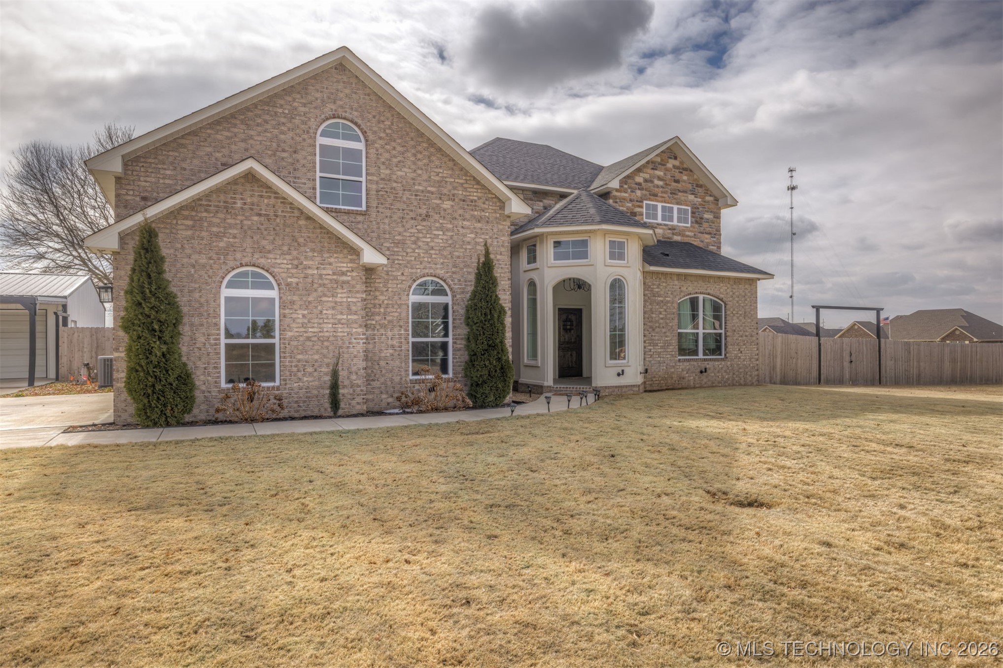 1113 Elizabeth Drive Property Photo 5