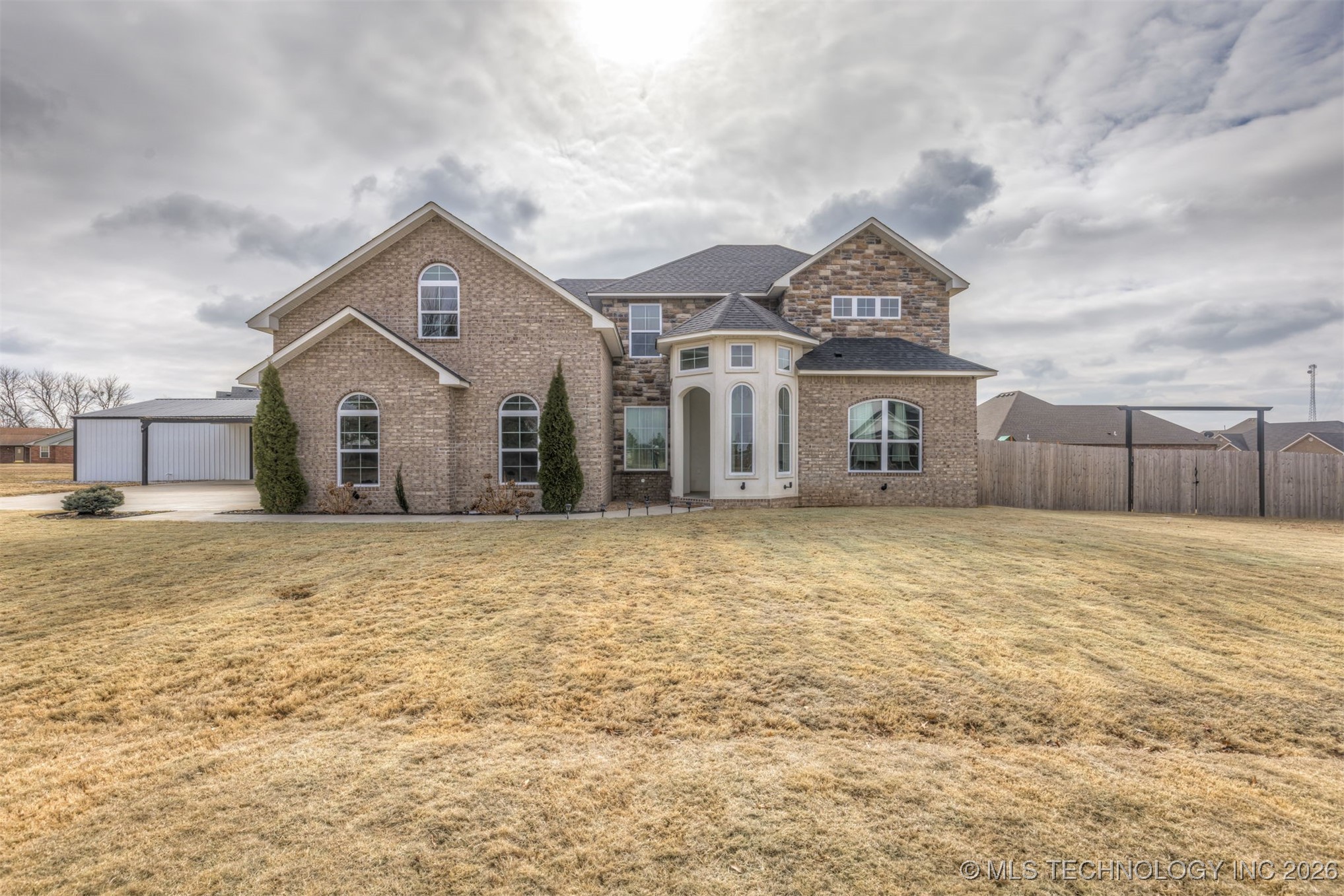 1113 Elizabeth Drive Property Photo 6