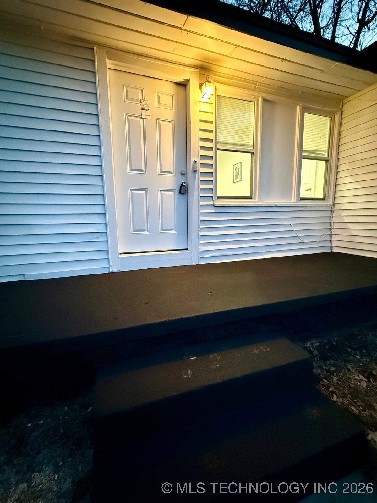 554 E 48th Place N Property Photo 3