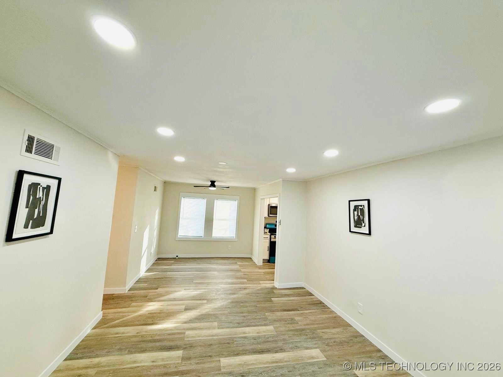 554 E 48th Place N Property Photo 5