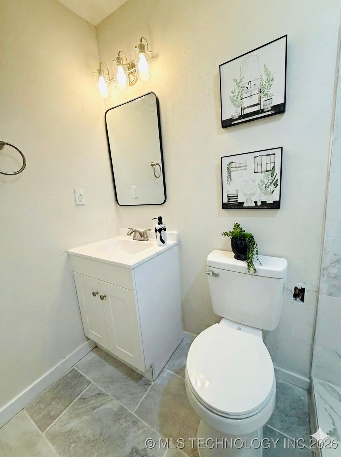 554 E 48th Place N Property Photo 12