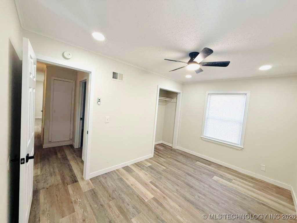 554 E 48th Place N Property Photo 14