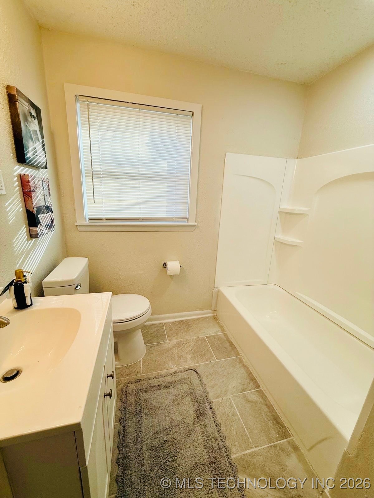 554 E 48th Place N Property Photo 17