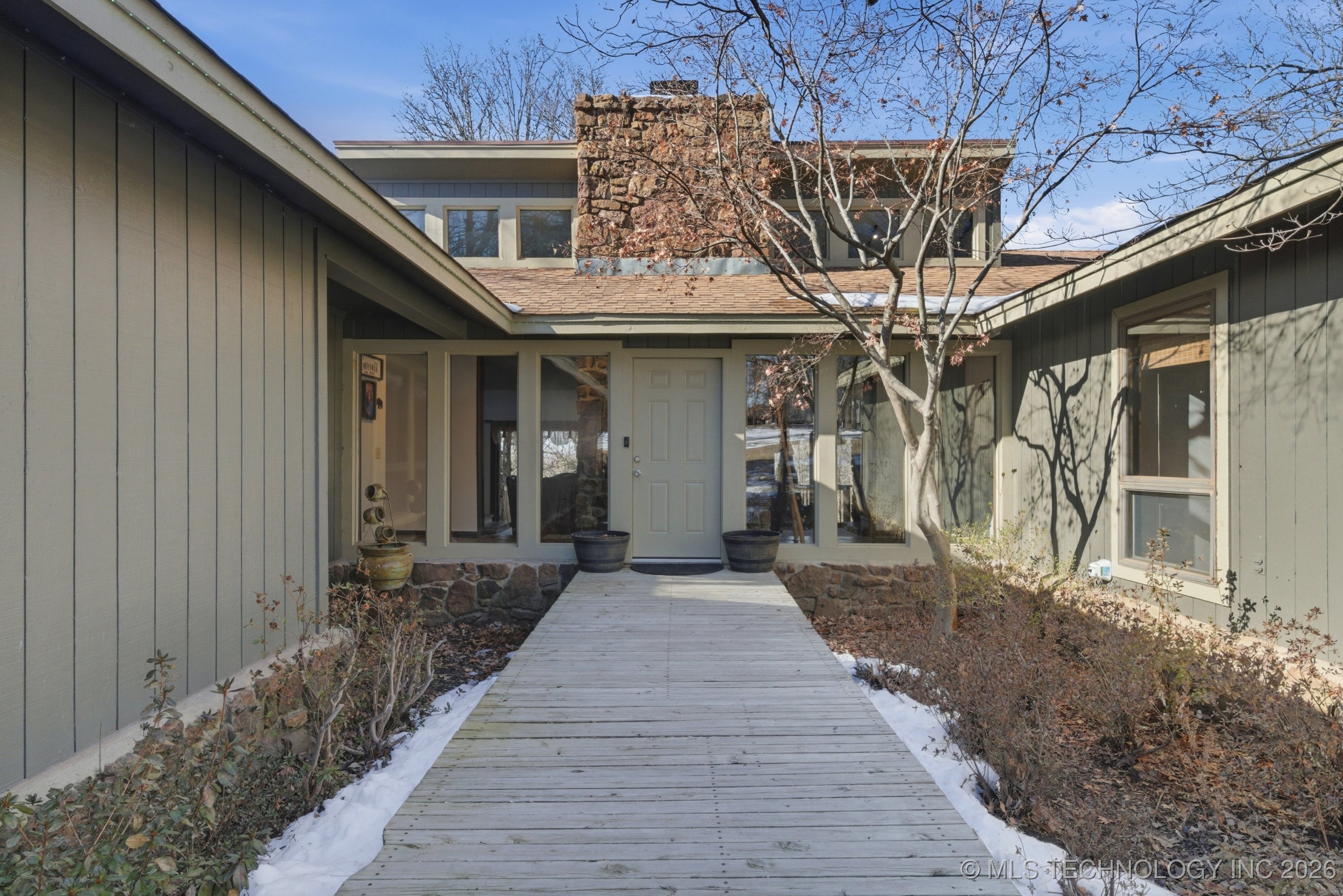 7360 River Ridge Road Property Photo 4