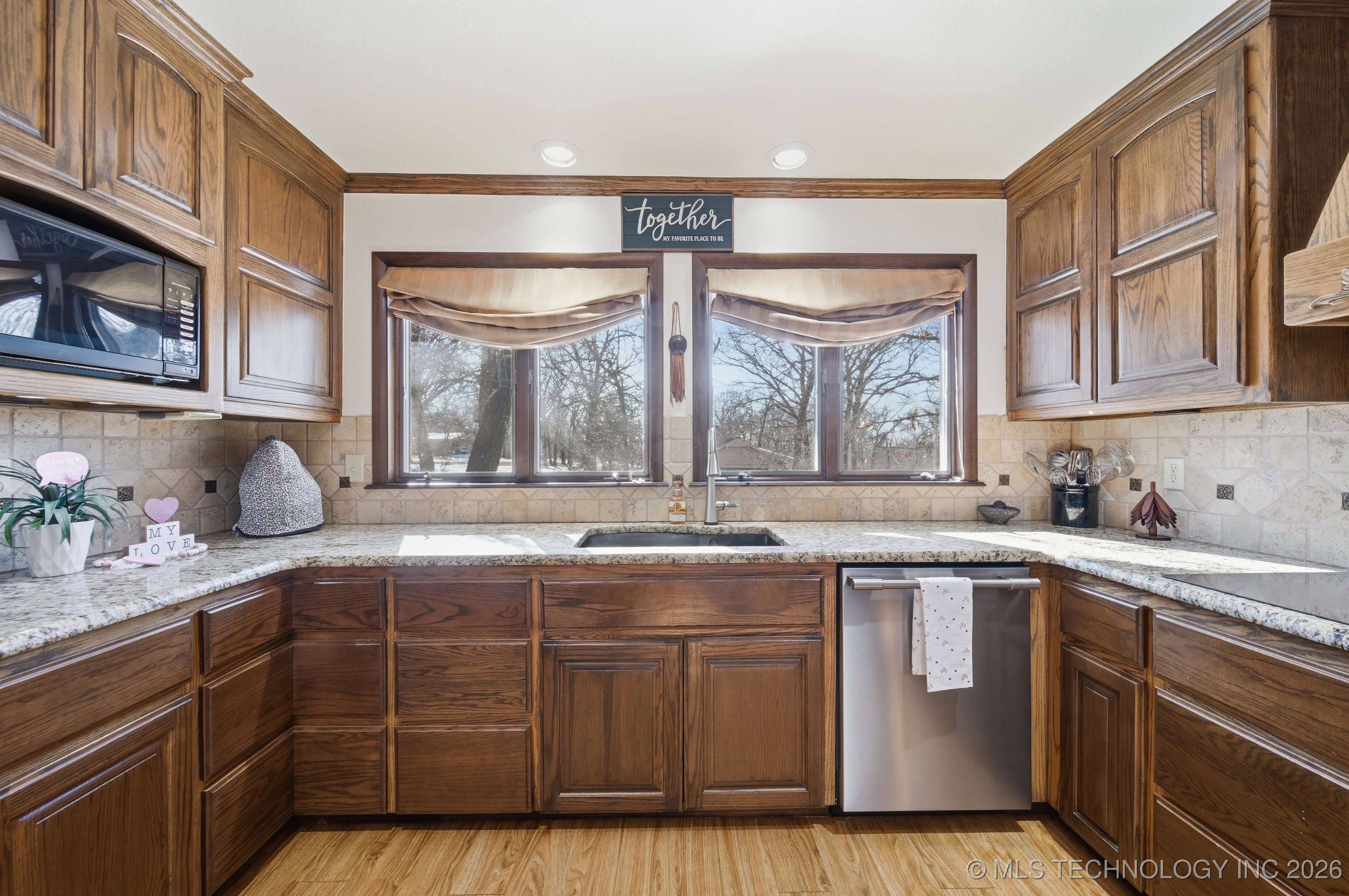 7360 River Ridge Road Property Photo 13