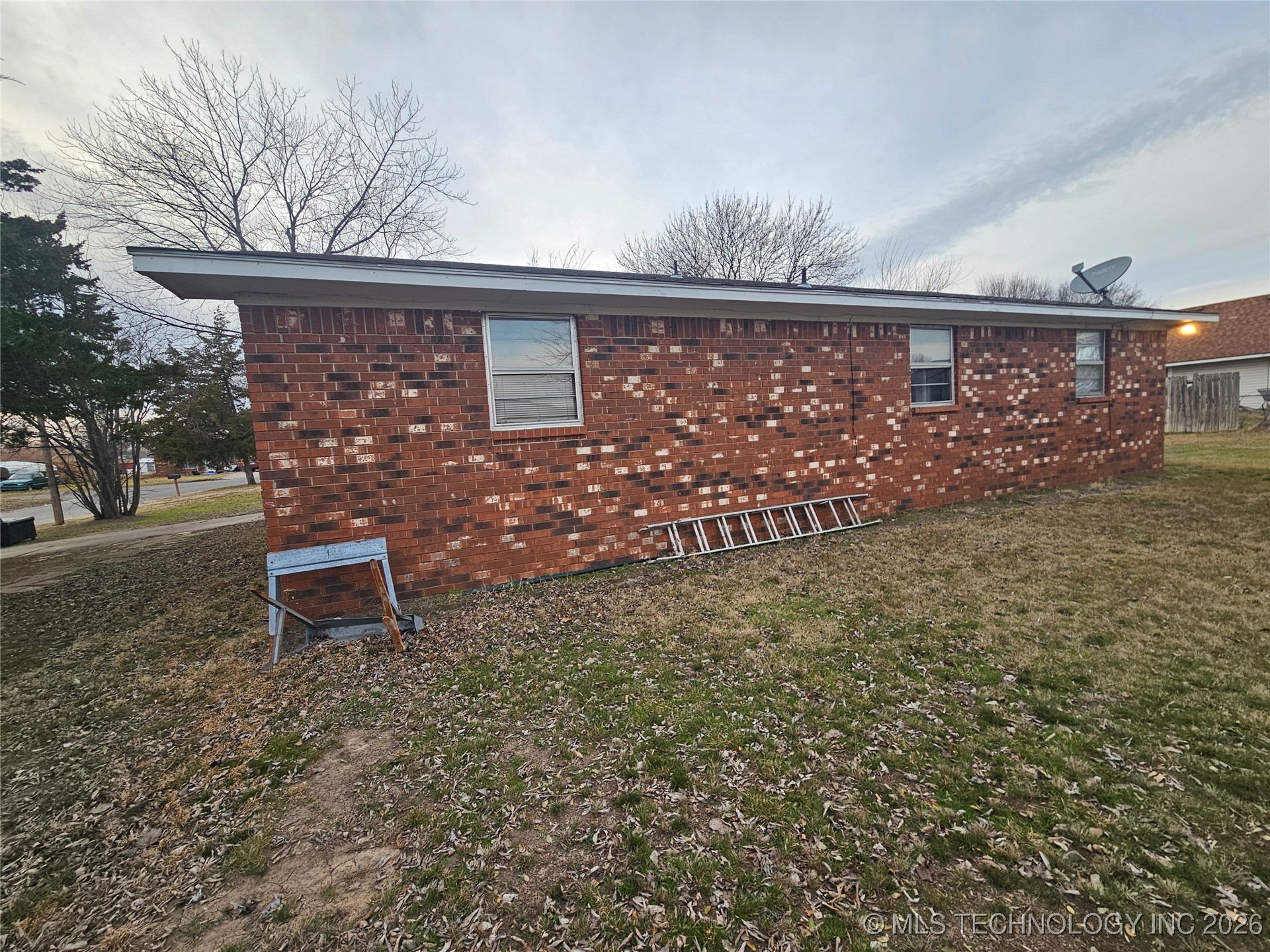 4310 E 75th Street N Property Photo 3