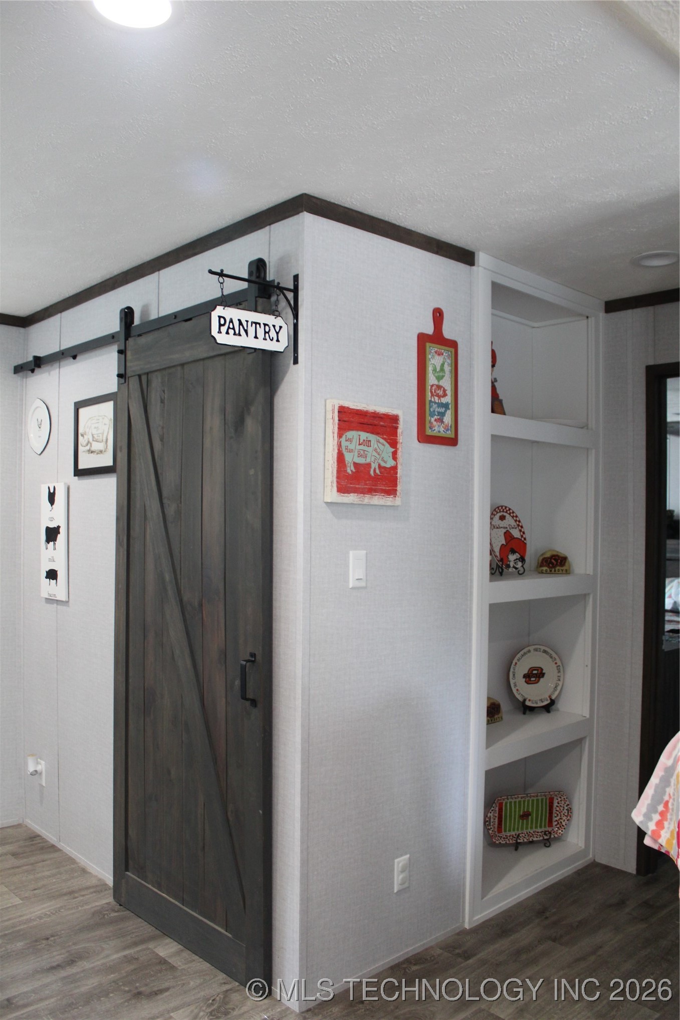 23187 Wildflower Property Photo 11