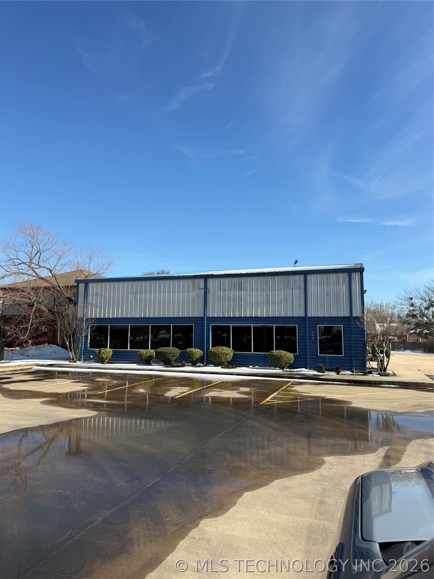 608 Bryan Property Photo 2