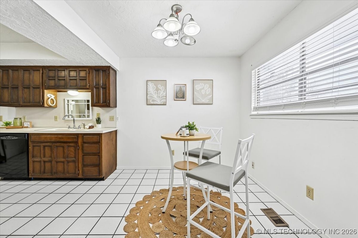 7356 S Darlington Avenue Property Photo 26