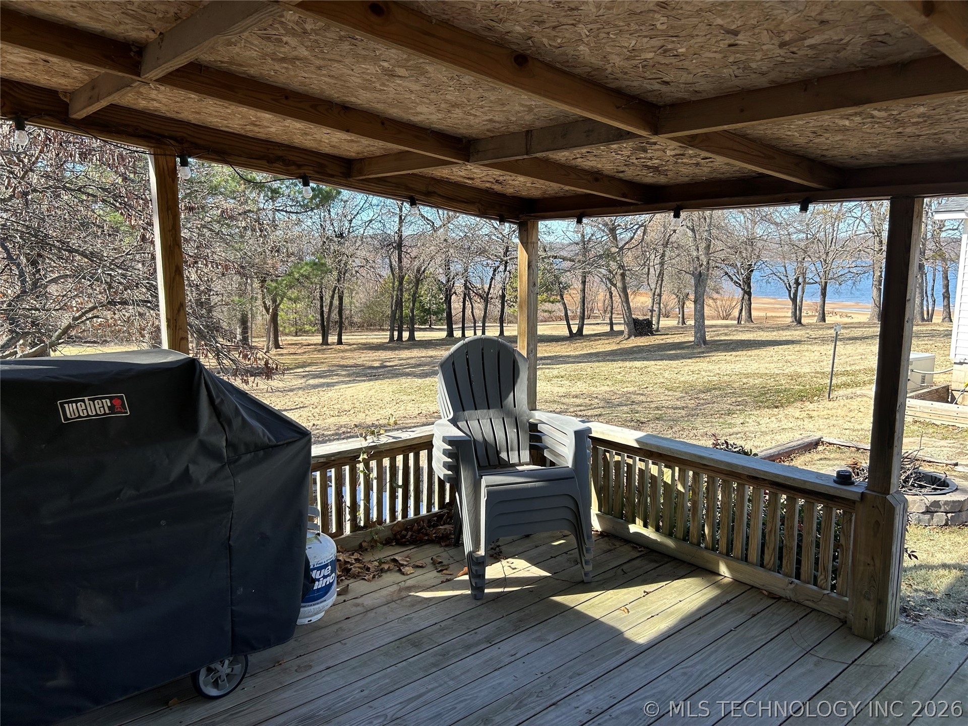 676 N Elm Street Property Photo 6