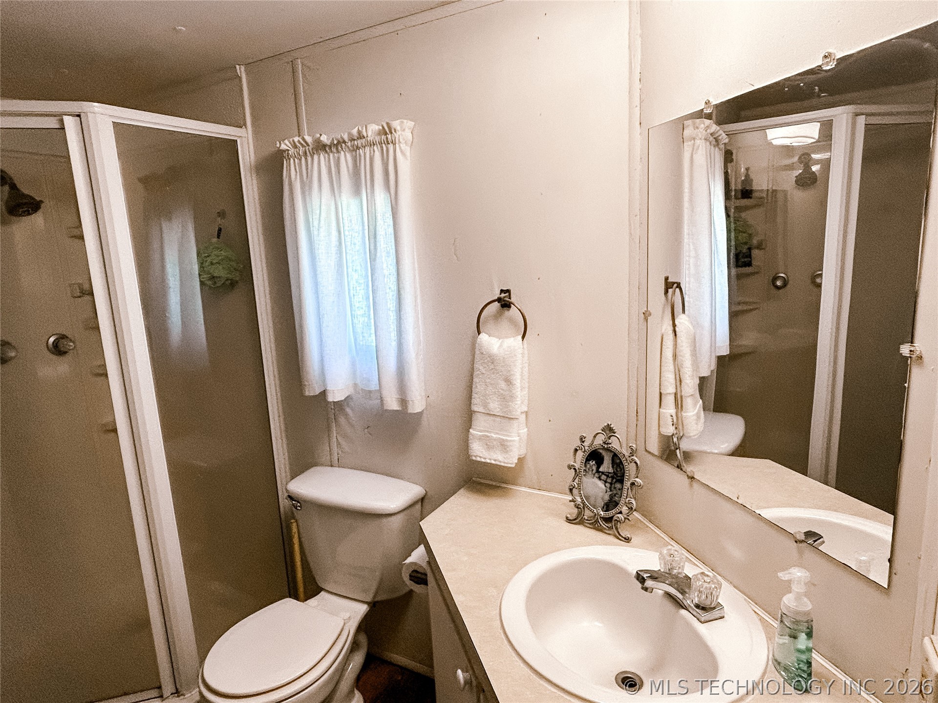 676 N Elm Street Property Photo 21