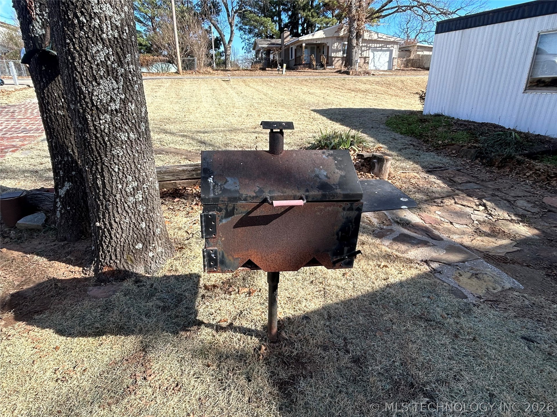 676 N Elm Street Property Photo 23