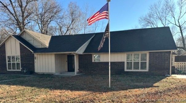 25308 E 67th Place S Property Photo 1