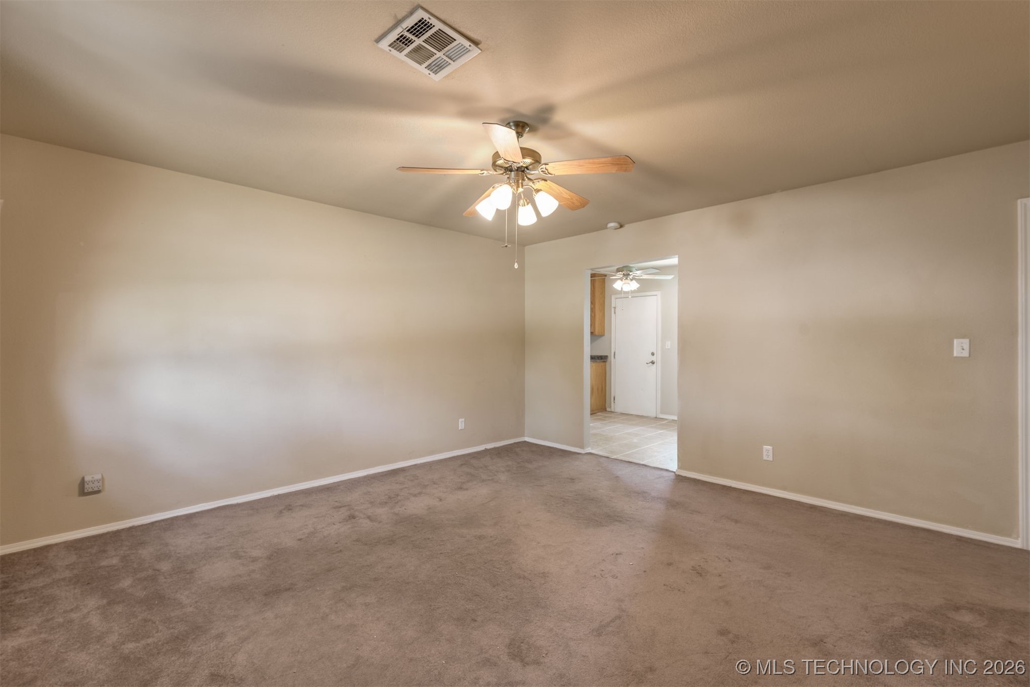 3607 S 118th East Avenue Property Photo 7