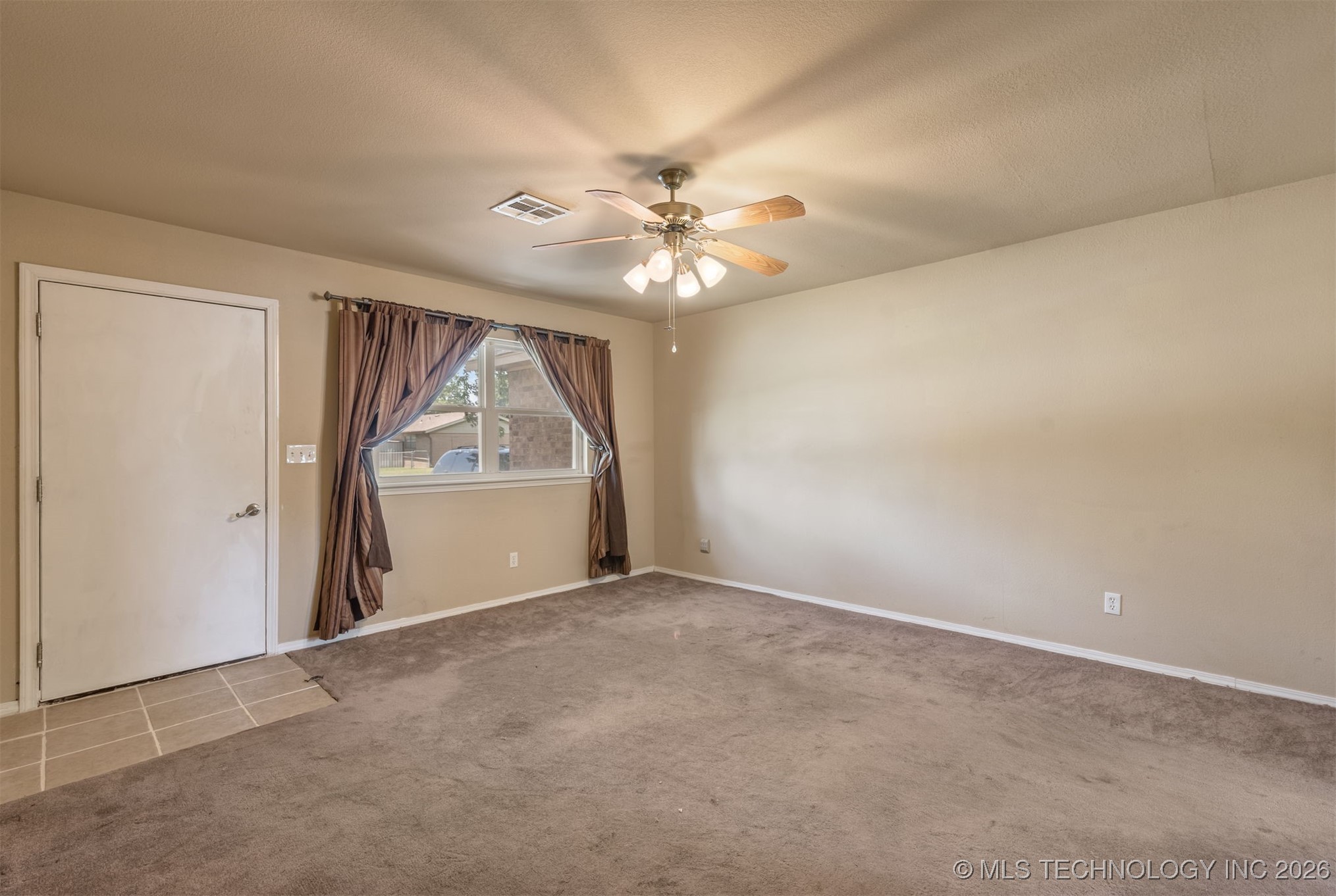 3607 S 118th East Avenue Property Photo 10