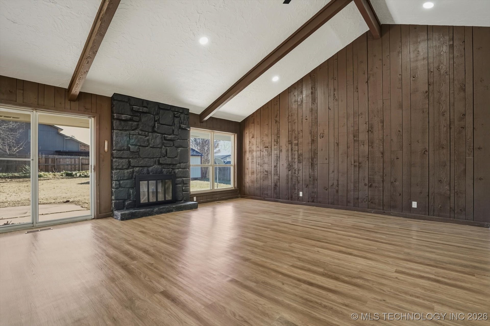 6803 S 77th East Avenue Property Photo 6