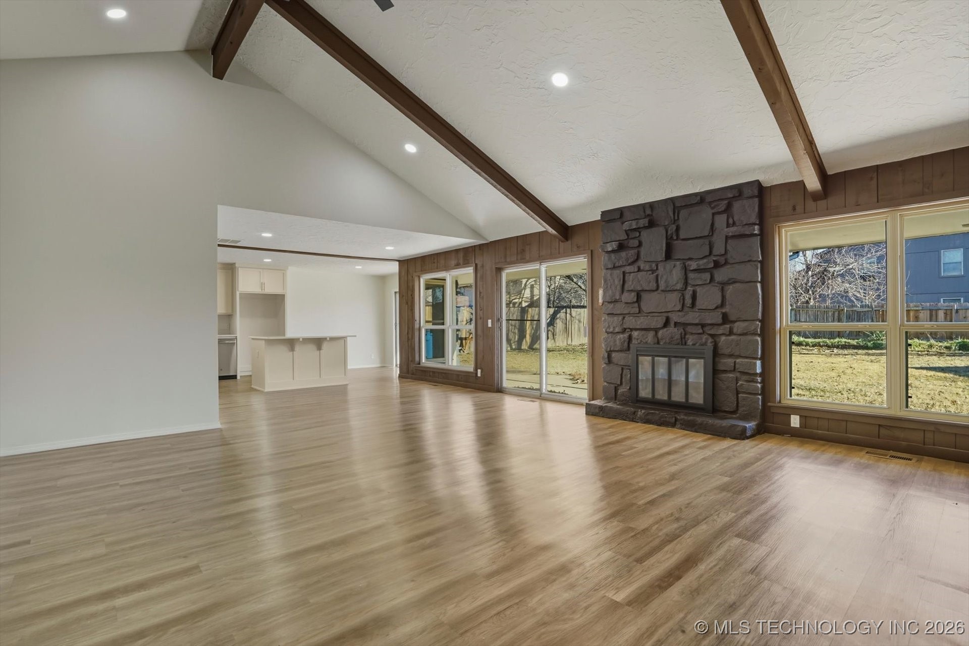 6803 S 77th East Avenue Property Photo 7