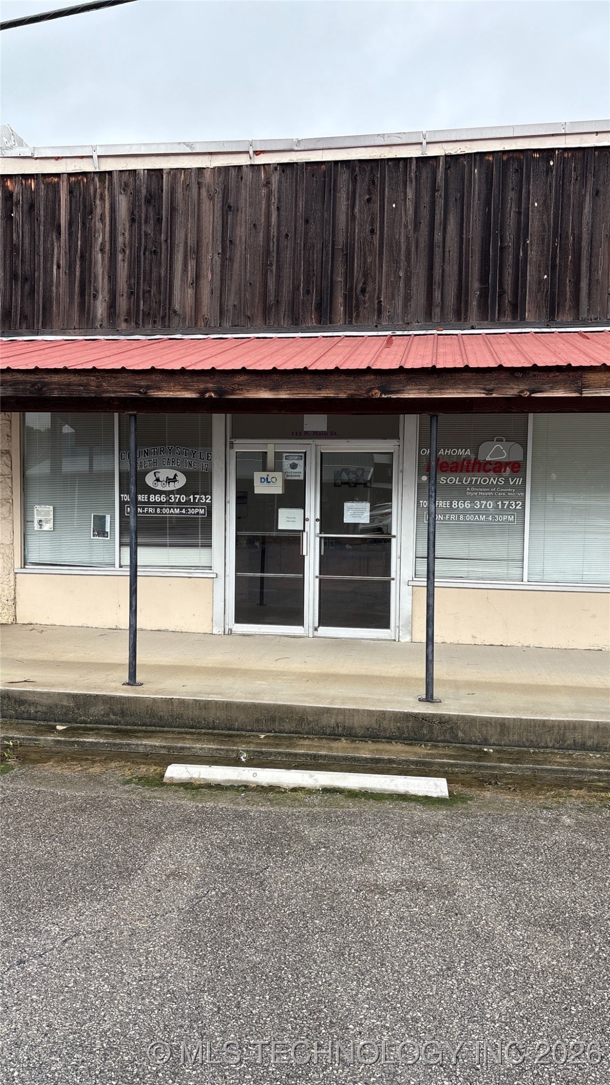 113 N Main Property Photo 3