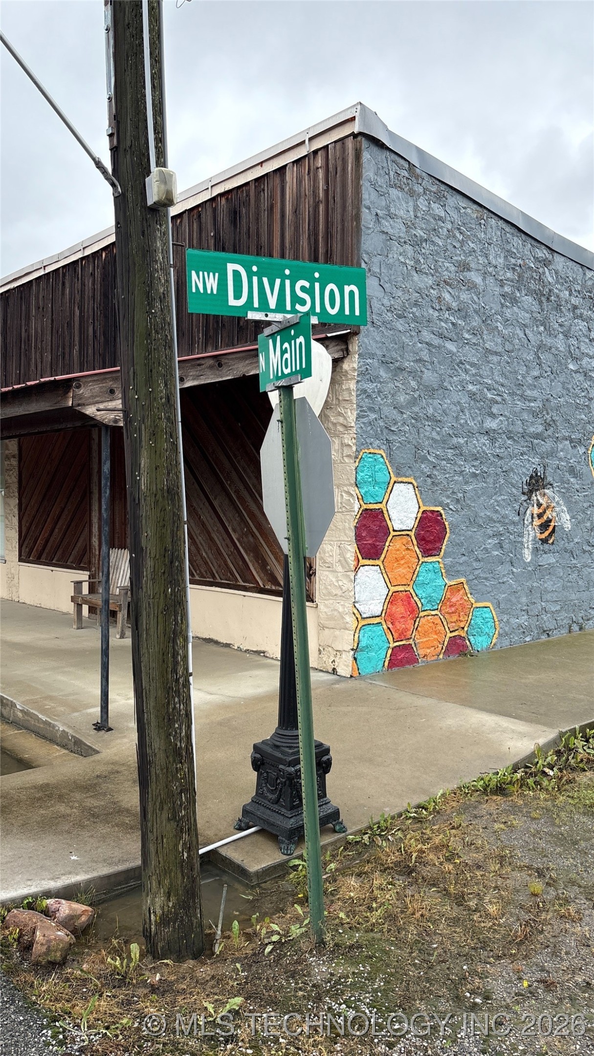 113 N Main Property Photo 6