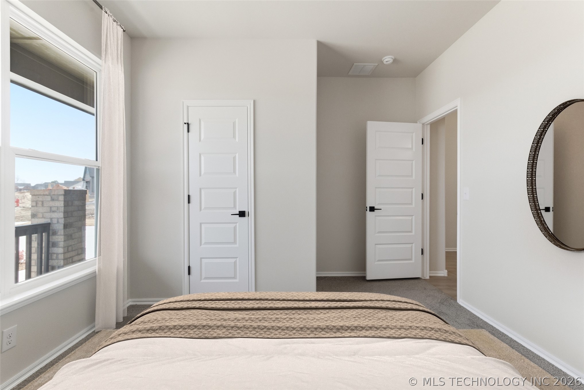 2076 W Berkeley Street Property Photo 7