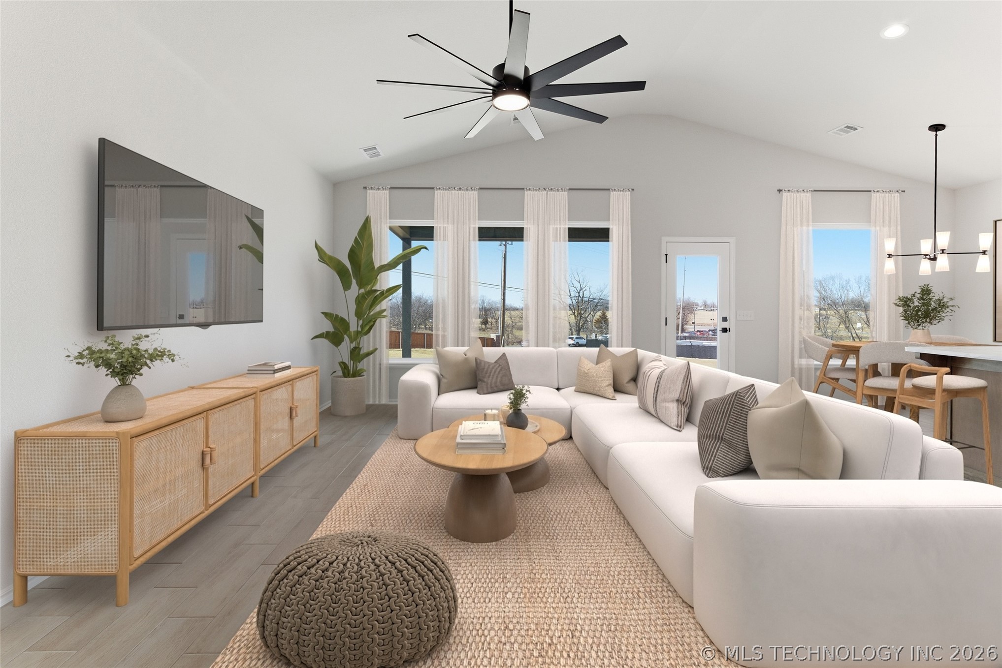 2076 W Berkeley Street Property Photo 20