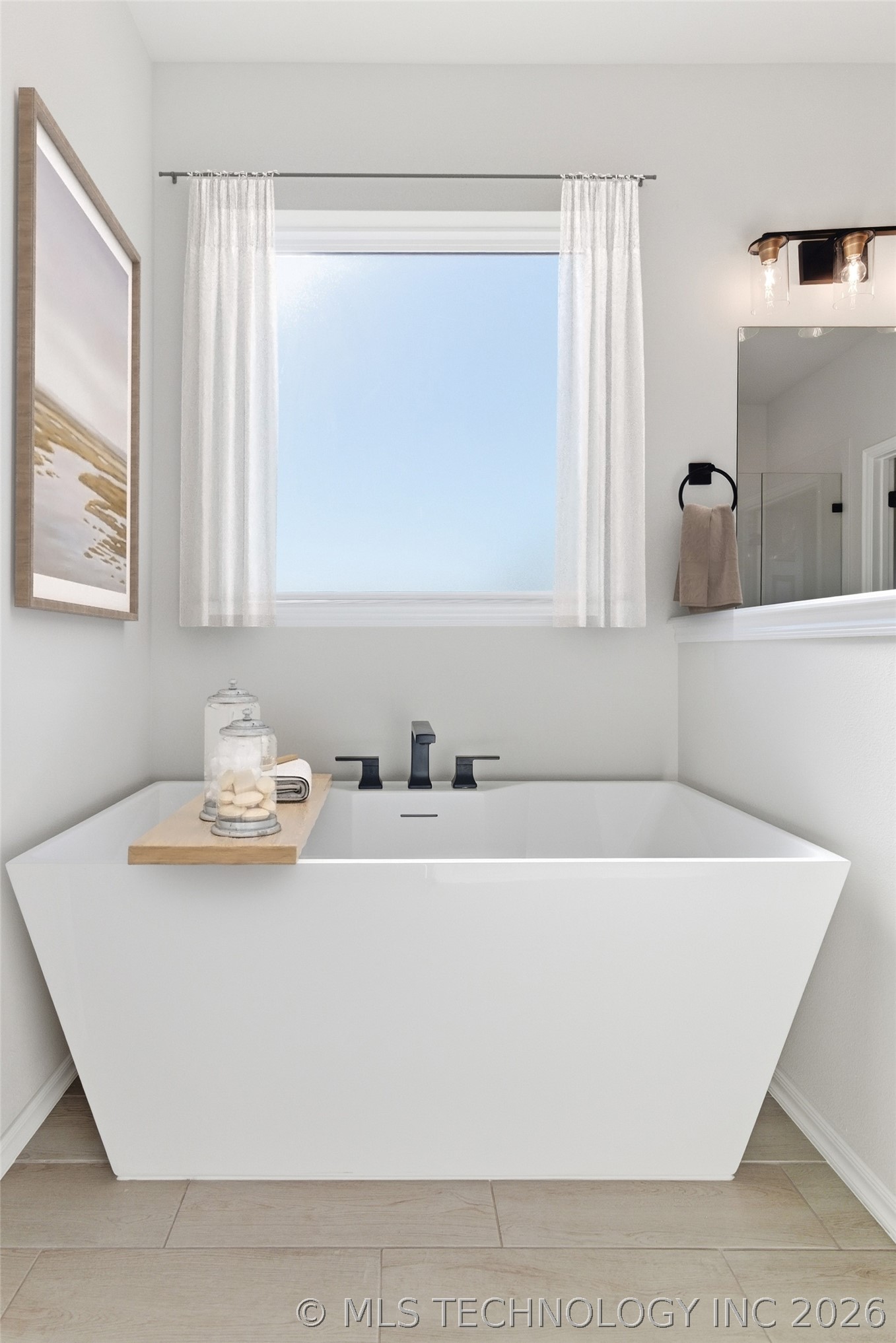 2076 W Berkeley Street Property Photo 24