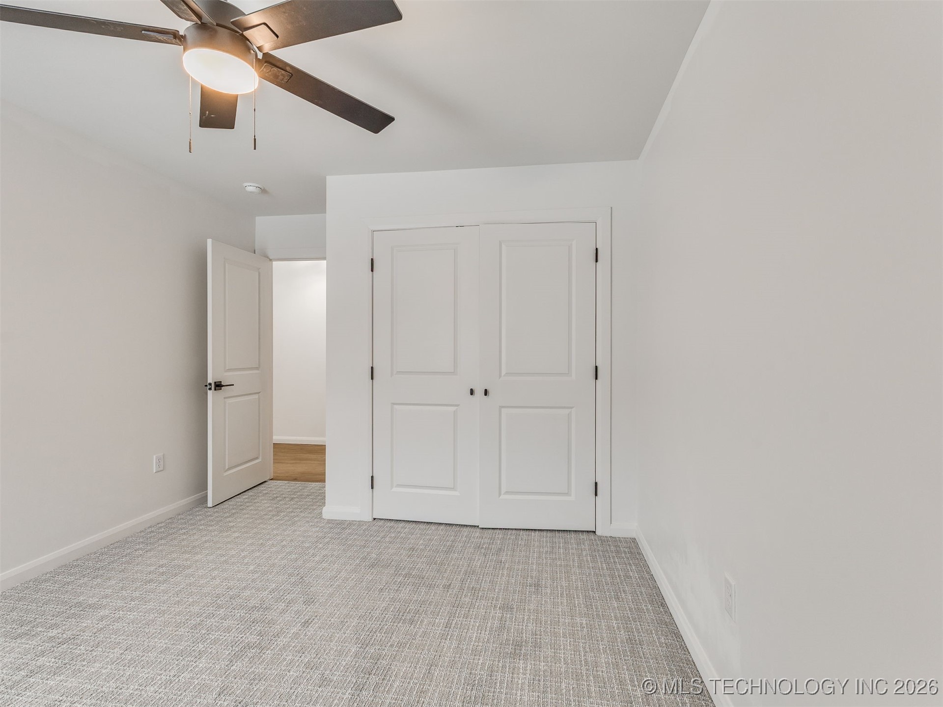 726 E 38th Street N Property Photo 22