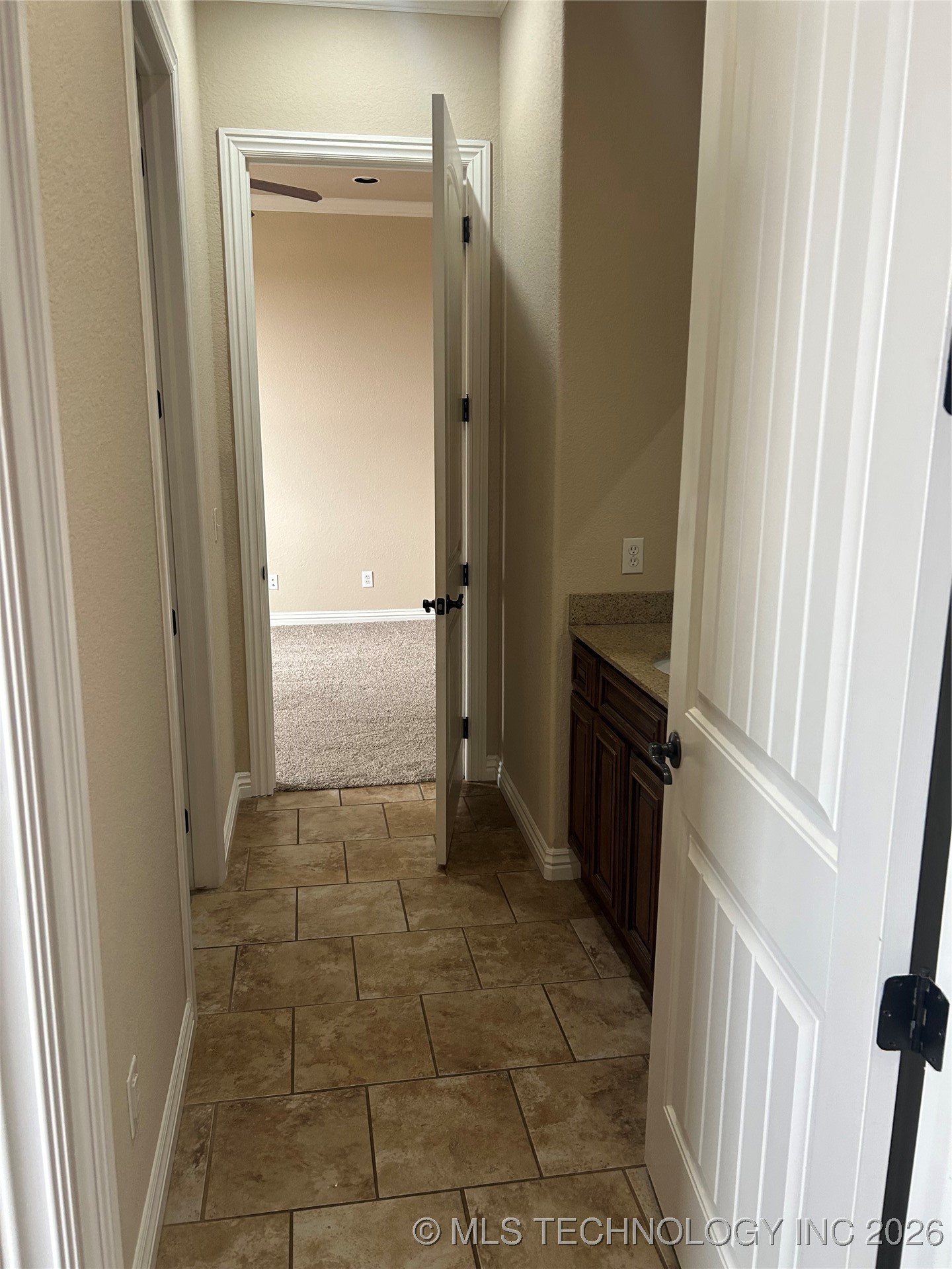 103522 S 4620 Road Property Photo 3