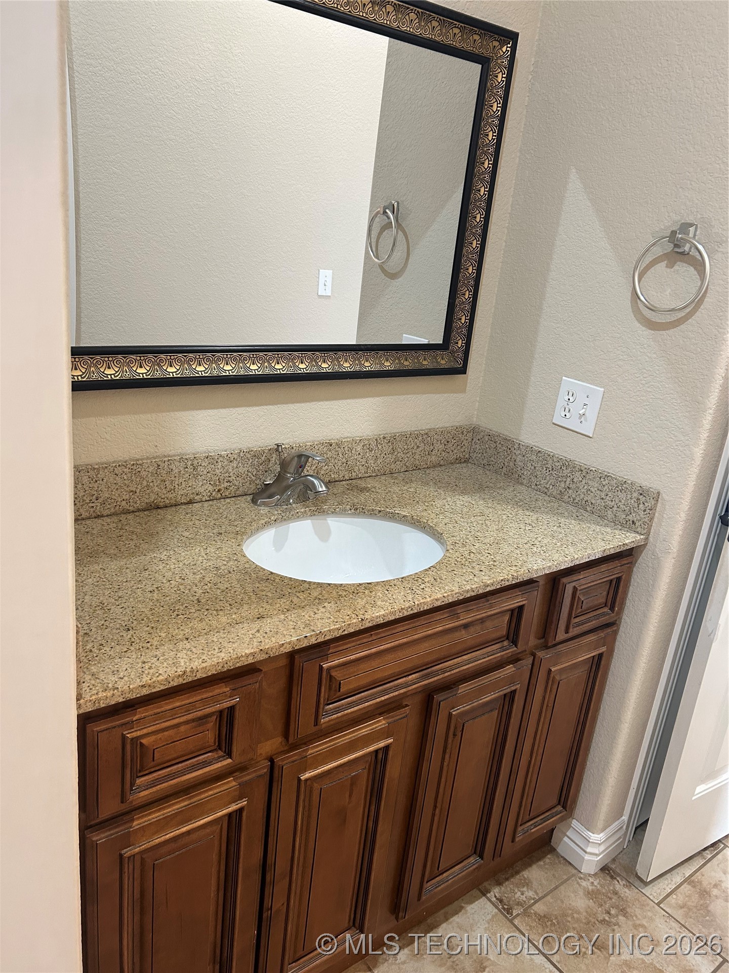 103522 S 4620 Road Property Photo 5